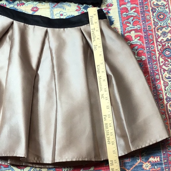 🖤 NIGHTS by Teeze Me Black Beaded Halter Top & Taupe Pleated Satin Tulle Skirt - Picture 8 of 10